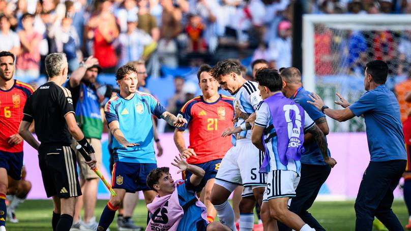 FIFA confirm Leandro Paredes' red card from World Cup final has been 'deleted' cover