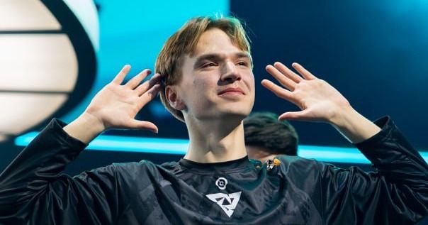 Satanic собрал команду мечты в Dota 2 cover