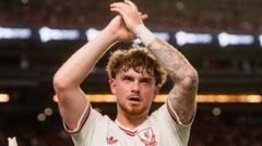 Elliott ready to take 'second chance' at Liverpool cover