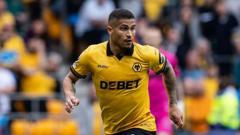 Villa sign Wolves midfielder Gomes in £38m deal cover
